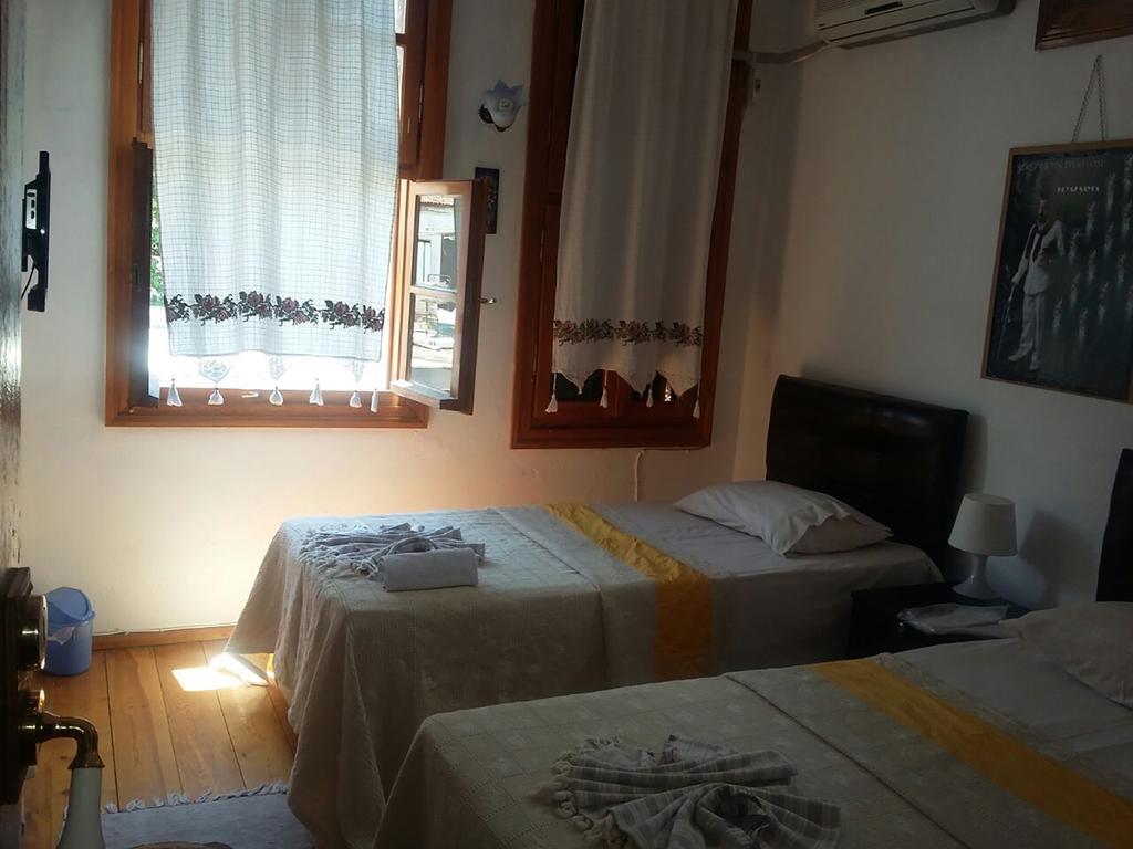 Ayfada Cafe & Pension Ayvalı Chambre photo